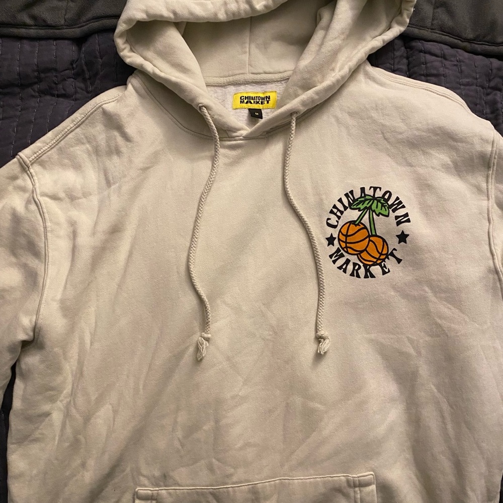 Chinatown Market Basketball Cream Hoodie🔥
